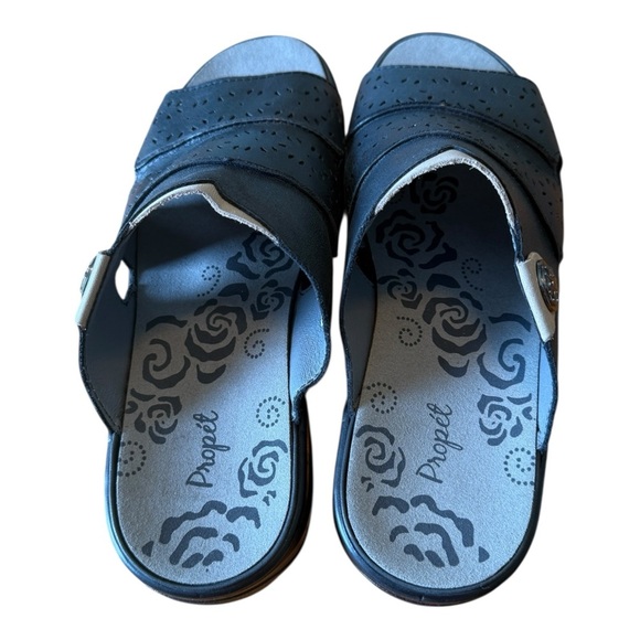 NWOB Propet Gertie CutOuts Slide Womens Size 10X(2E) Black Sandals WSO041LBLK - Picture 5 of 10